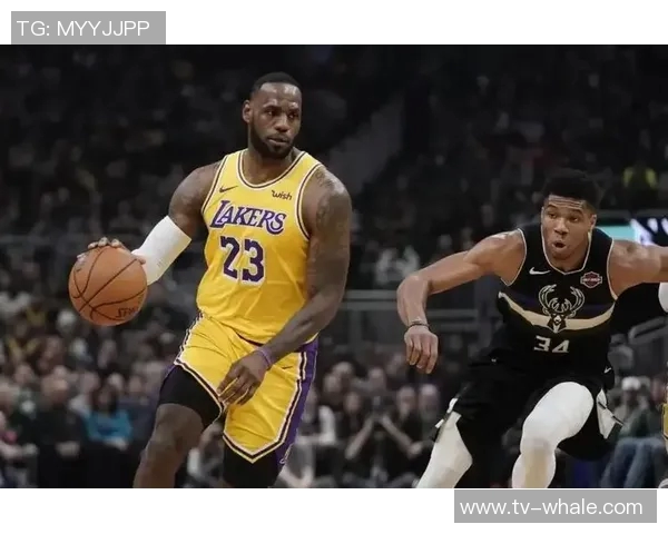 詹姆斯转发马克西生涯新高54分与9助攻的精彩表现引发热议 詹姆斯转发马克西生涯新高54分与9助攻的精彩表现引发热议